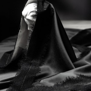 Wholesale high-end pillowcases black comforter set solid color bed linen fitted sheets 2m/2.2m lyocell cotton bedding set for adults
