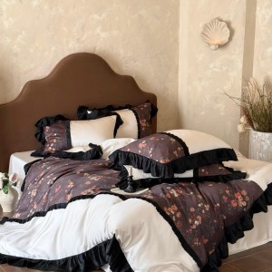 Summer cool red quilt cover digital printing fitted sheets flat sheet lyocell home textile 4-pieces bedding set supplier