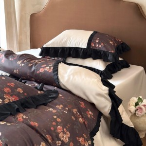 Summer cool red quilt cover digital printing fitted sheets flat sheet lyocell home textile 4-pieces bedding set supplier