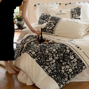 Hot Sale Digital Printing Quilt Cover Pillowcase Set 4 Pieces Black Duvet Cover 100S Cotton Bedding Set for Hotel Home