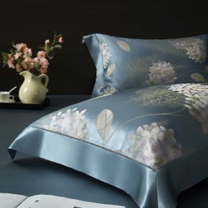 Luxury Blue Floral Yarn-Dyed Jacquard 100% Mulberry Silk 4PCS Bedding Set with Smooth Duvet Cover Bed Sheets Double Pillowcases