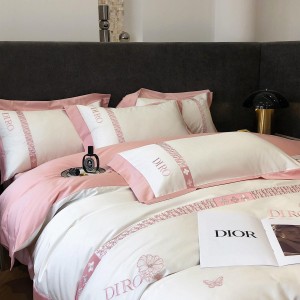 Advanced 4 pieces home textiles pink digital printing duvet cover 100% lyocell fiber bedding set
