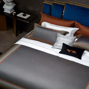 High Luxury 700tc Egyptian Cotton Home Textile Yarn-Dyed Jacquard Duvet Cover Super Soft Bed Sheets 4PCS Bedding Set