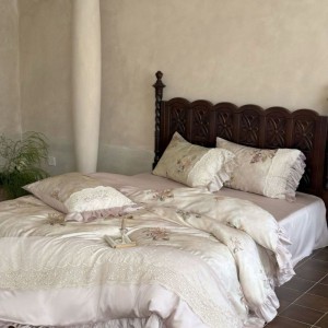 Pink lyocell digital printing lace embroidery duvet cover bed sheets ODM/OEM bedding set