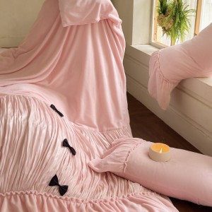 Exquisite pink pillowcase soft 200*230cm velvet quilt cover queen size hotel home textile milk velvet bedding set manufacturer