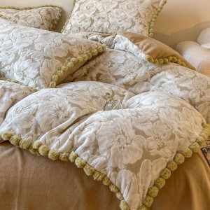 Three-dimensional Carved Milk Velvet Duvet Cover Bed Sheets Four-piece Bedding Set