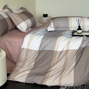 Thickened cotton eco-brushed plaid printed duvet cover bed sheets four-piece bedding set