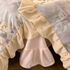 French style beige ruffles comforter duvet cover printing pillow shams milk velvet bedding set supplier