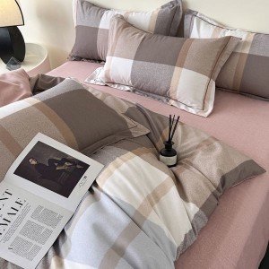 Thickened cotton eco-brushed plaid printed duvet cover bed sheets four-piece bedding set