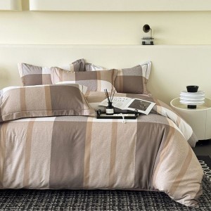 Thickened cotton eco-brushed plaid printed duvet cover bed sheets four-piece bedding set