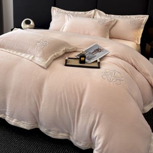 High-weight milk velvet floral plant embroidered duvet cover pink bed sheets 4pcs bedding set