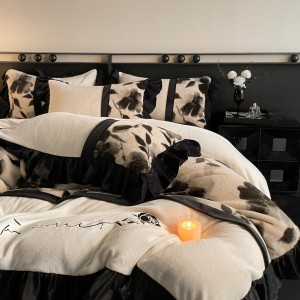 High gram weight milk velvet patchwork black home hotel textiles bedding set supplier