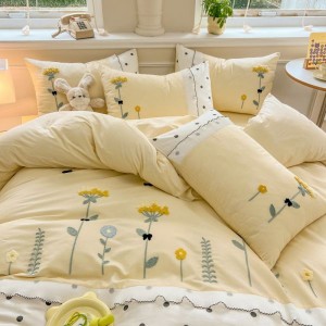 Light yellow floral and plant embroidered towels with wrinkled double-layer yarn cotton four-piece bedding set
