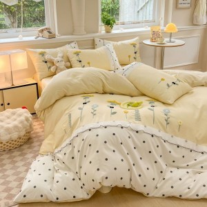 Light yellow floral and plant embroidered towels with wrinkled double-layer yarn cotton four-piece bedding set