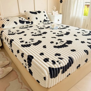 Cartoon panda printing fitted sheets 3pcs black rabbit velvet bed sheet set wholesaler