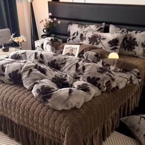 Brown milk velvet home textiles digital printing duvet cover 4pcs ruffles bedding set supplier