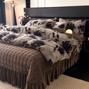 Brown milk velvet home textiles digital printing duvet cover 4pcs ruffles bedding set supplier