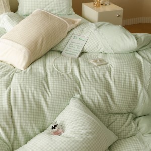 Green Printing 4PCS Home Hotel Textiles Velvet Comforter Duvet Cover Winter Green Bedding Set Supplier