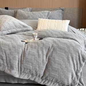 Ultra-high weight solid color plaid jacquard milk velvet 230g velvet gray four-piece bedding set