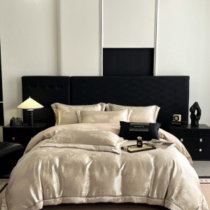Gold Jacquard Hollow Duvet Quilt Cover Flat & Fitted Sheet High Grade Skin-friendly Cotton Four Piece Bedding Set
