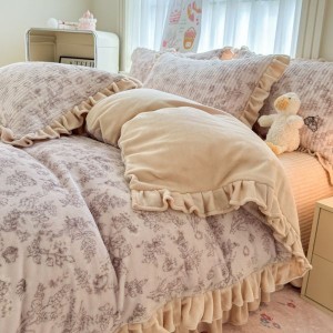 Ultra-high weight milk velvet lace floral print bed cover four-piece bedding set