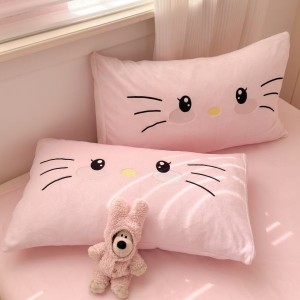 Pink milk velvet appliqué embroidered cartoon four-piece bedding set
