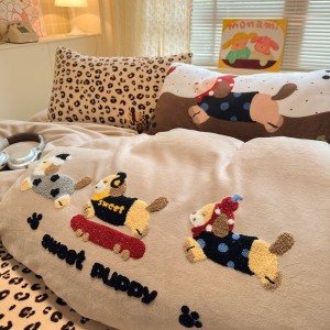 Cartoon towel embroidery duvet cover milk velvet bed sheets 4pcs bedding set