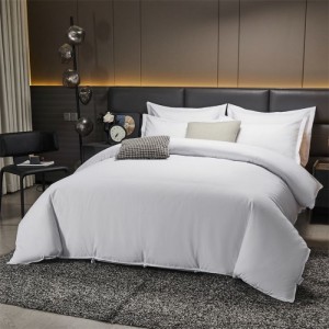 New Arrival Five-star Hotel Solid Color Duvet Quilt Cover Bed Sheets Hotel 4PCS Microfiber Polyester Bedding Set