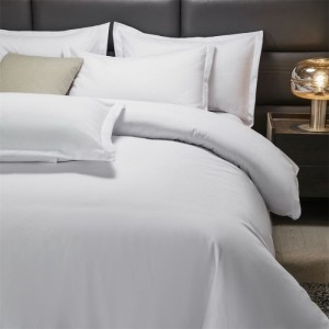 New Arrival Five-star Hotel Solid Color Duvet Quilt Cover Bed Sheets Hotel 4PCS Microfiber Polyester Bedding Set