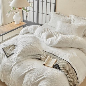 White Washed Cotton Four-piece Bedding Set of Cut Flowers Needle Leaves and Tassels Duvet Cover Flat Bed Sheet for All Seasons