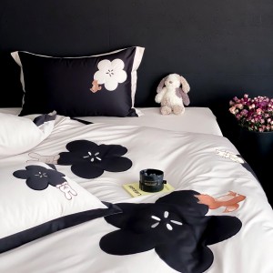 Advanced 100S long staple cotton home textiles black embroidery pillowcases bedding set wholesaler