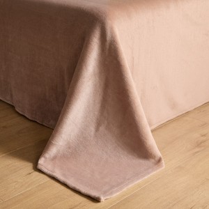 Winter warm 4pcs brown printing home textiles 230gsm milk velvet bedding set wholesaler