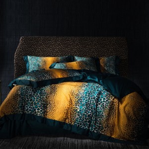 Hot selling sateen cotton 4-pieces textile ODM coverlets printing bedsheets simple style bed linen long staple cotton bedding set wholesaler