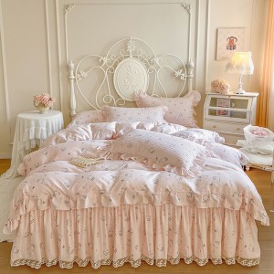 Customized 4 pcs home hotel textiles colored double coverlets bed skirt bedspread set manufacture