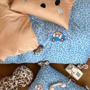 Cartoon 4pcs bed fitted flat sheets blue printing 100s cotton bedding set wholesaler