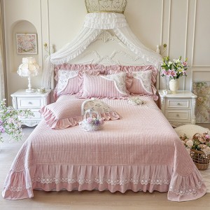 Winter warm baby velvet home textiles 4pcs comforter duvet cover lace printing bedding set