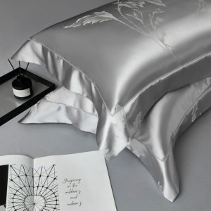 Skin-friendly Mulberry Silk & Cotton Duvet Comforter Quilt Cover Bed Sheet Pillowcases Four Pieces Silver Jacquard Luxury Bedding Set
