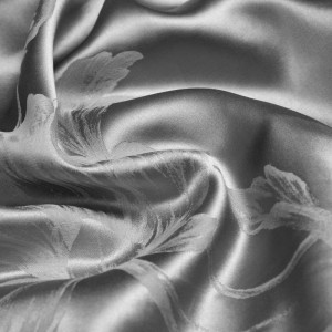 Skin-friendly Mulberry Silk & Cotton Duvet Comforter Quilt Cover Bed Sheet Pillowcases Four Pieces Silver Jacquard Luxury Bedding Set