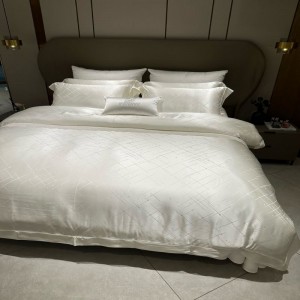 White Home Textile Mulberry Silk Quilt Duvet Cover Yarn-Dyed Jacquard Bed Linen Fitted Sheets Pillowcases Pillow Shams Mulberry Silk Bedding Set Supplier Silver Grey Home Textile Silky Quilt Duvet Cover Yarn-Dyed Jacquard Bed Linen Fitted Sheets Pillowcases Pillow Shams Pure Silk Bedding Set Supplier