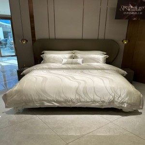 White Duvet Quilt Comforter Cover Top Luxury Bed Linen Fitted Sheets Queen Size Home Textile Jacquard Yarn Dyed Mulberry Silk Pillowcases Bedding Set