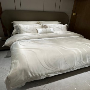 White Duvet Quilt Comforter Cover Top Luxury Bed Linen Fitted Sheets Queen Size Home Textile Jacquard Yarn Dyed Mulberry Silk Pillowcases Bedding Set