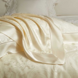 Super Luxury 100% Mulberry Silk Gold Jacquard Comforter Duvet Quilt Cover Bed Sheets 4 Pieces Home Textile Queen King Bed Linen Fitted Sheet Bedding Set