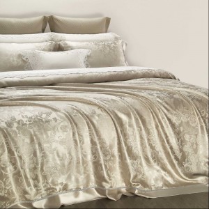 Golden Yarn-Dyed Jacquard Mulberry Silk Top Luxury Duvet Comforter Quilt Cover Bed Linen Fitted Sheets Premium Pillowcases Skin-Friendly Bedding Set