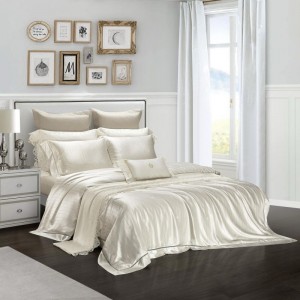 Luxury 4 Pieces Mulberry Silk Home Textile Jacquard Duvet Quilt Comforter Cover Pillowcases High Quality Bed Linen Fitted Sheet Bedding Set Supplier