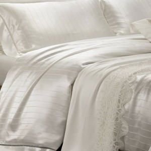 Luxury 4 Pieces Mulberry Silk Home Textile Jacquard Duvet Quilt Comforter Cover Pillowcases High Quality Bed Linen Fitted Sheet Bedding Set Supplier