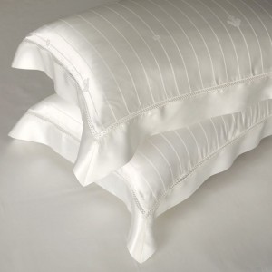 Luxury 4 Pieces Mulberry Silk Home Textile Jacquard Duvet Quilt Comforter Cover Pillowcases High Quality Bed Linen Fitted Sheet Bedding Set Supplier