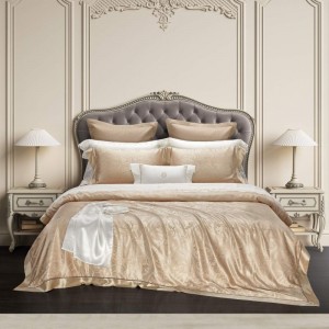 Super Luxury 100% Mulberry Silk Four-Piece White Embroidery Quilt Comforter Duvet Cover Bed Linen King Bed Sheets Mattress Cover Gold Bedding Set for Home