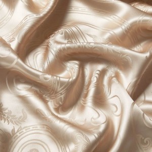 Super Luxury 100% Mulberry Silk Four-Piece White Embroidery Quilt Comforter Duvet Cover Bed Linen King Bed Sheets Mattress Cover Gold Bedding Set for Home