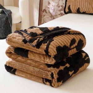 Warm milk fleece 1-pieces home textile soft printing coverlets warm bedding blanket supplier