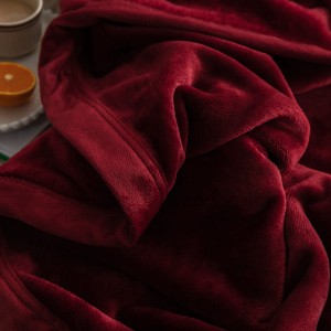 Winter warm solid color quilt cover soft fleece adult comforter cover high-end red bedsheets home textile blanket supplier